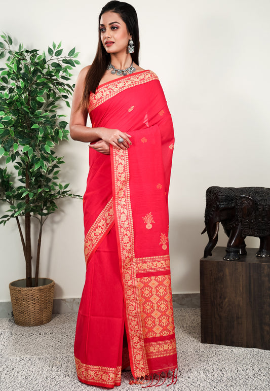 Rani Pink Handloom Saree With Blouse Piece