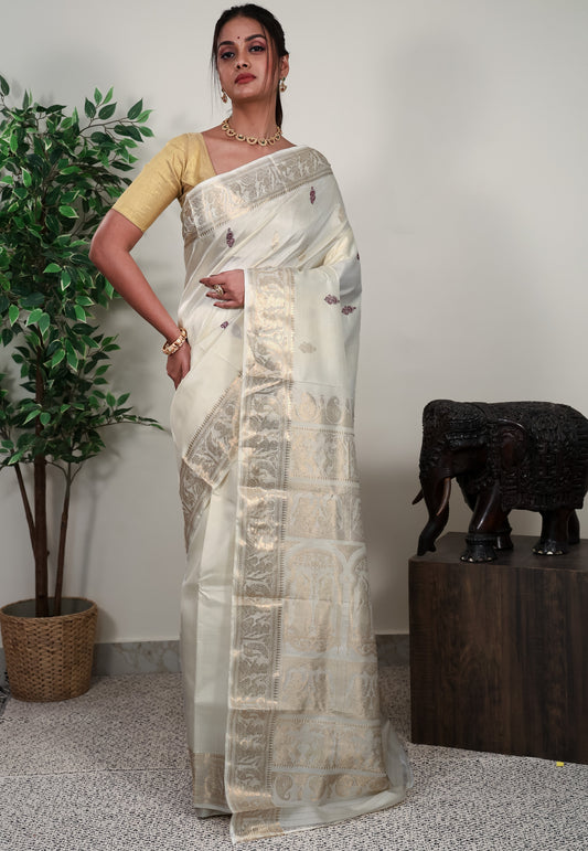 Ivory Baluchari Silk Saree with Blouse Piece