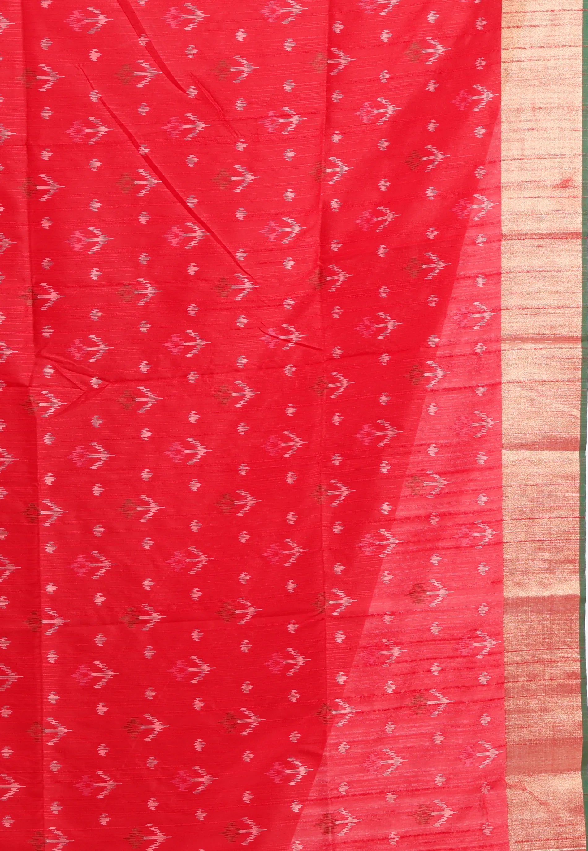 Cross Orange Ikkat Silk Saree With Blouse Piece