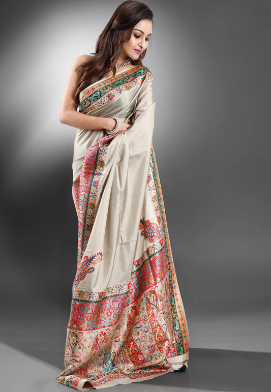 Beige Kani Silk Saree With Blouse Piece