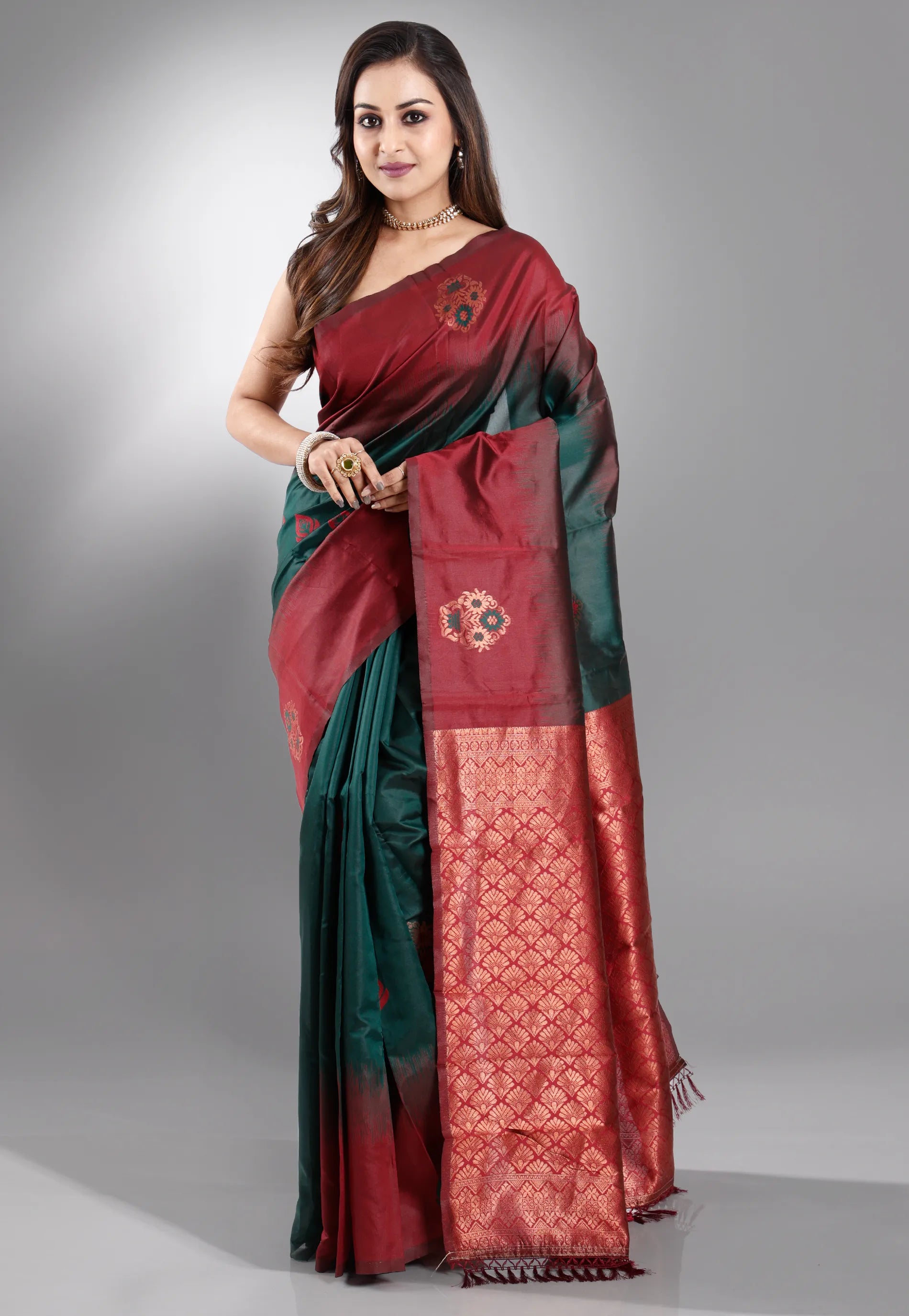 Bottle Green with Maroon Border Kanjivaram Silk Saree With Blouse Piece