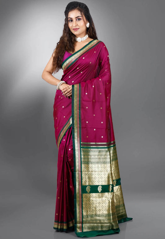 Magenta with Green Border Kanjivaram Silk Saree With Blouse Piece - Adi Akshoy & Co.