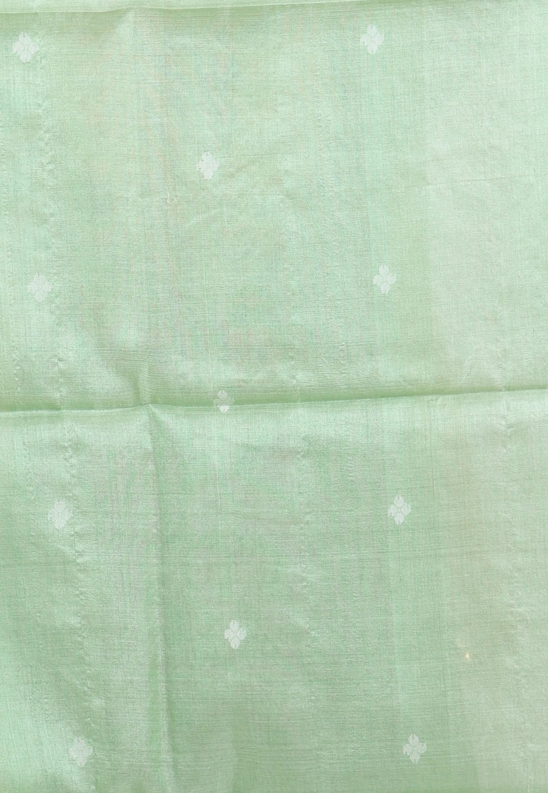 Light Green Dhakai Jamdani Pure Tussar Silk Saree with Blouse Piece