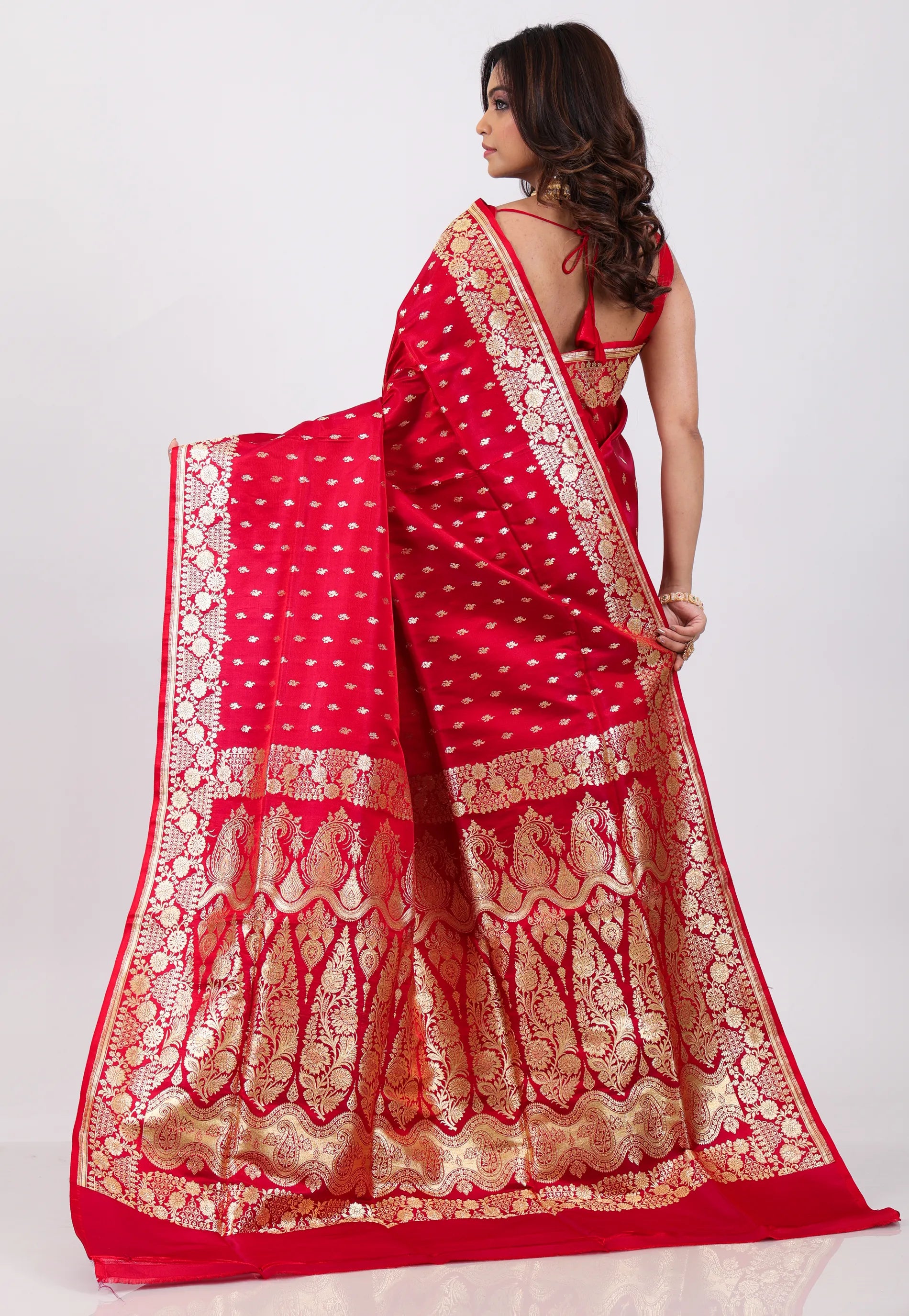 Red Wedding Banarasi Saree with Blouse Piece - Adi Akshoy & Co.