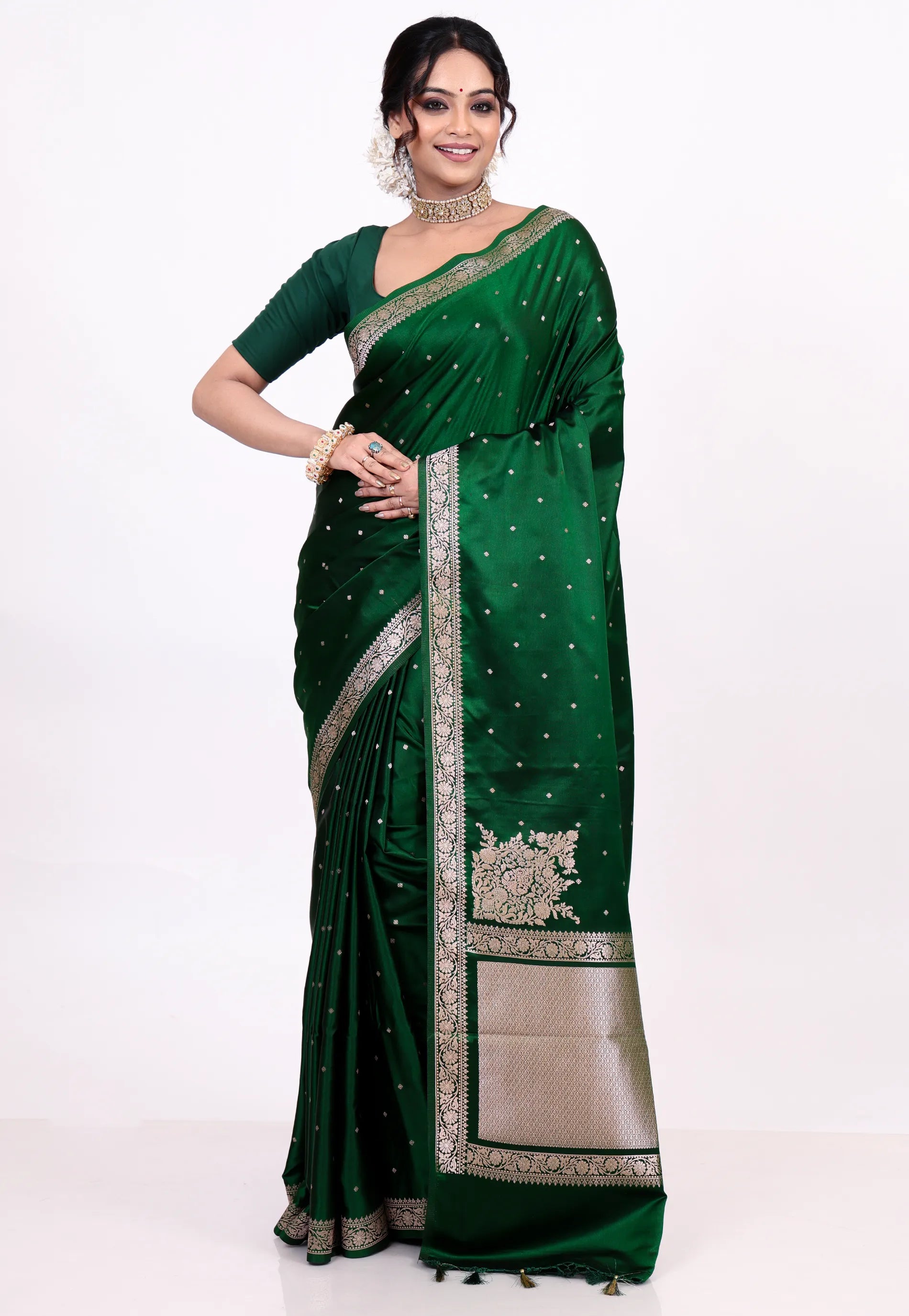 Cross Bottle Green Mashru Silk Saree with Blouse Piece - Adi Akshoy & Co.