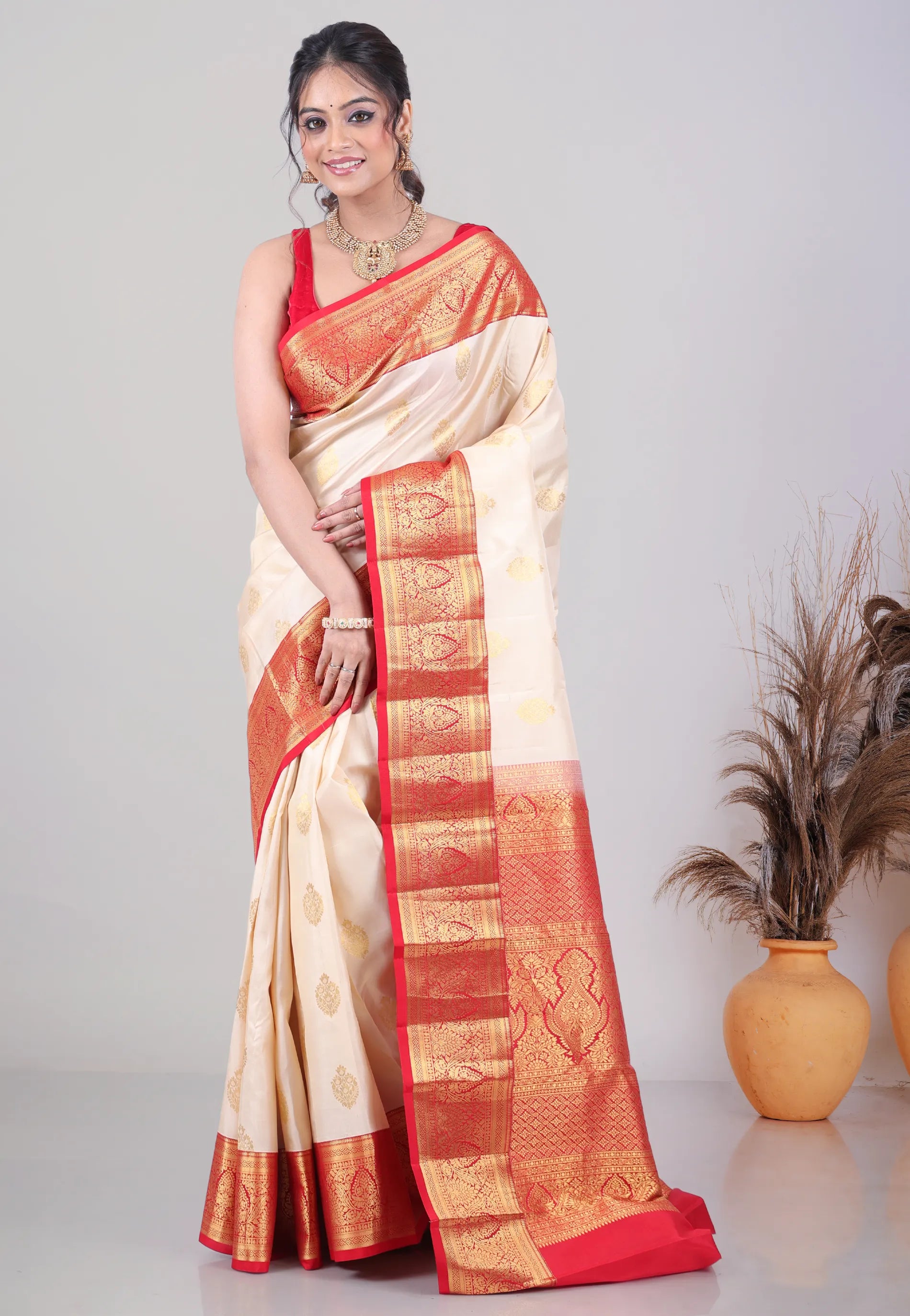 Beige Pure Kanjivaram Silk Saree with Blouse Piece - Adi Akshoy & Co.