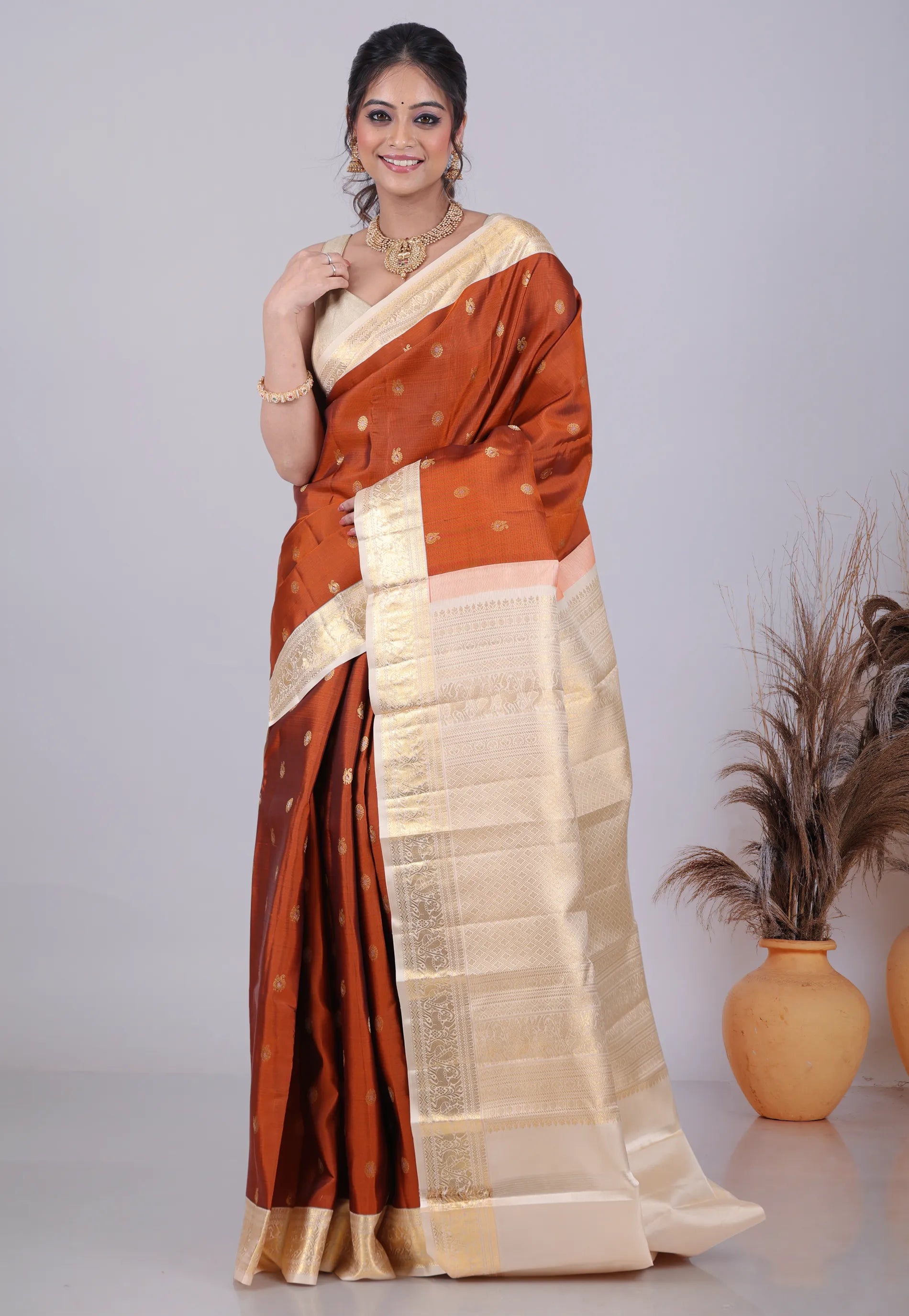 Rust Colour Pure Kanjivaram Silk Saree with Blouse Piece - Adi Akshoy & Co.