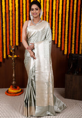 Grey Pastel Banarasi Silk Saree With Blouse Piece