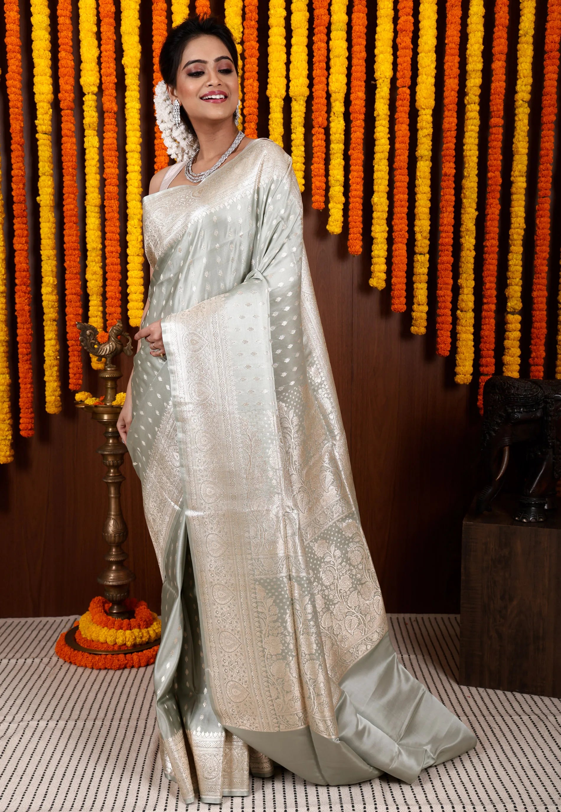 Grey Pastel Banarasi Silk Saree With Blouse Piece