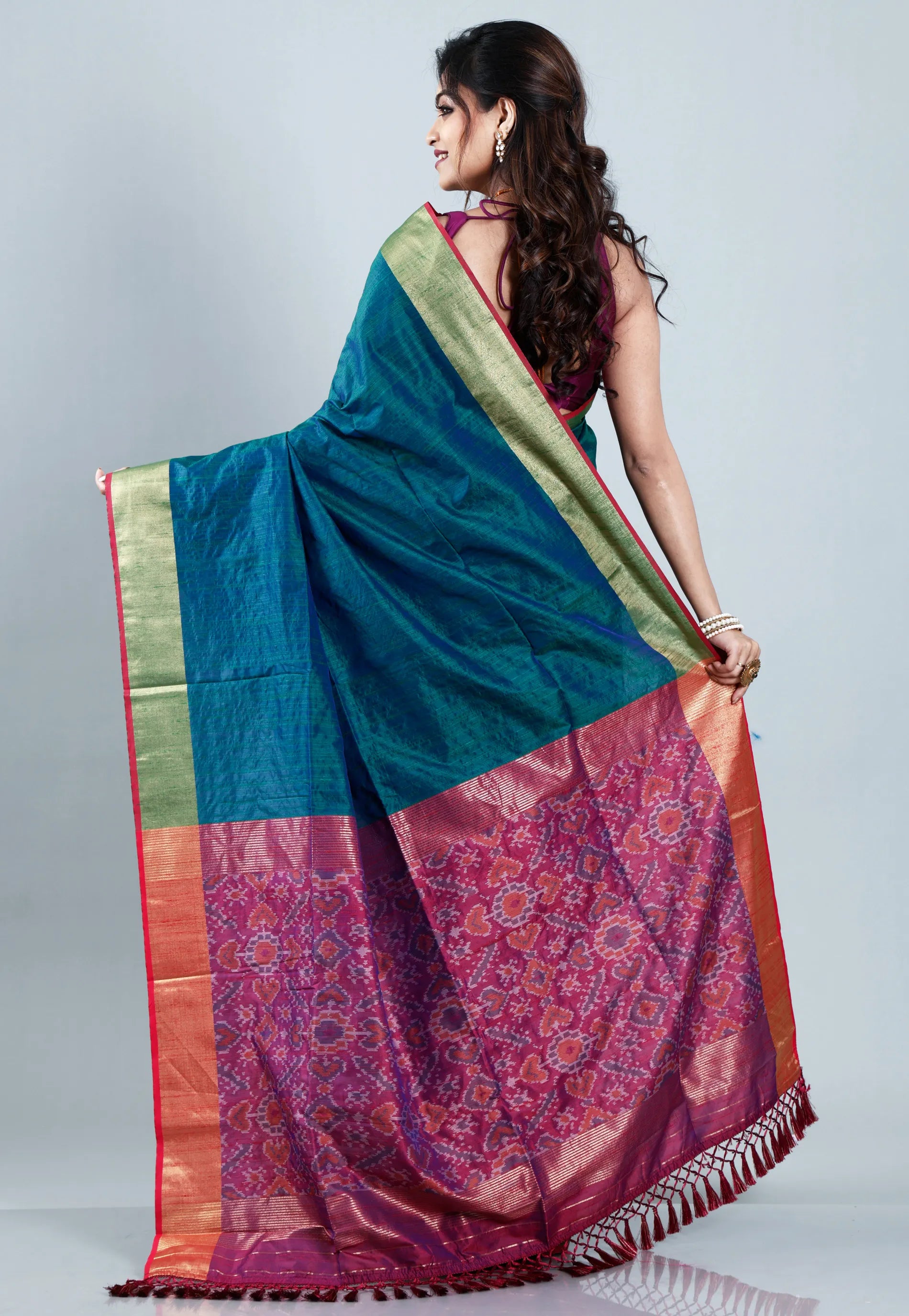Peacock Blue Ikkat Silk Saree With Blouse Piece