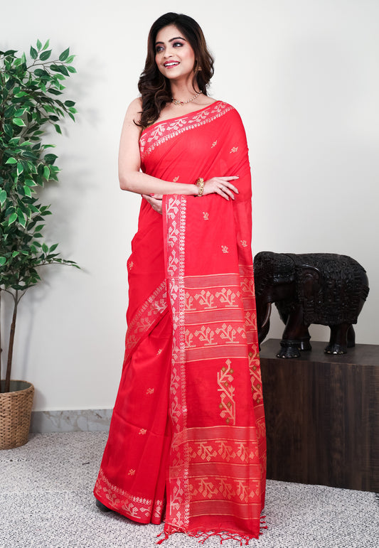 Red cotton Handloom Saree With Blouse Piece