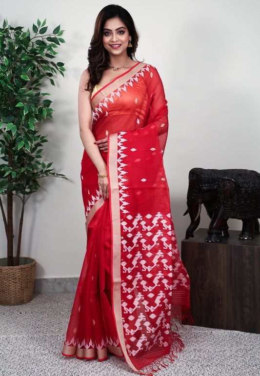 Red Kora Handloom Saree With Blouse Piece