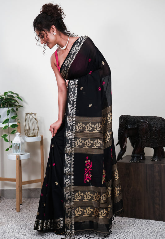 Black Handloom Saree With Blouse Piece