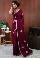 Magenta Handloom Saree With Blouse Piece