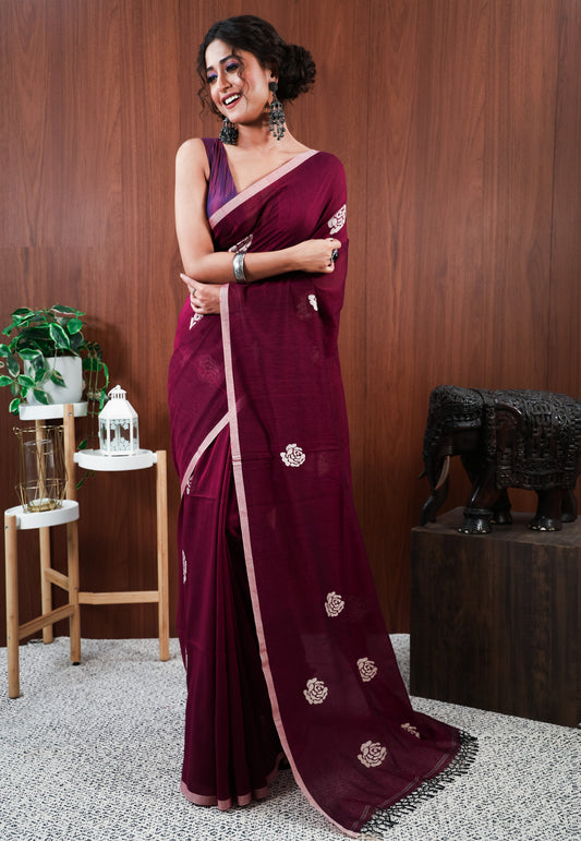 Magenta Handloom Saree With Blouse Piece