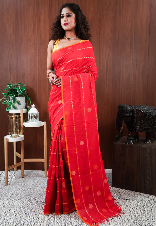 Red Handloom Saree With Blouse Piece