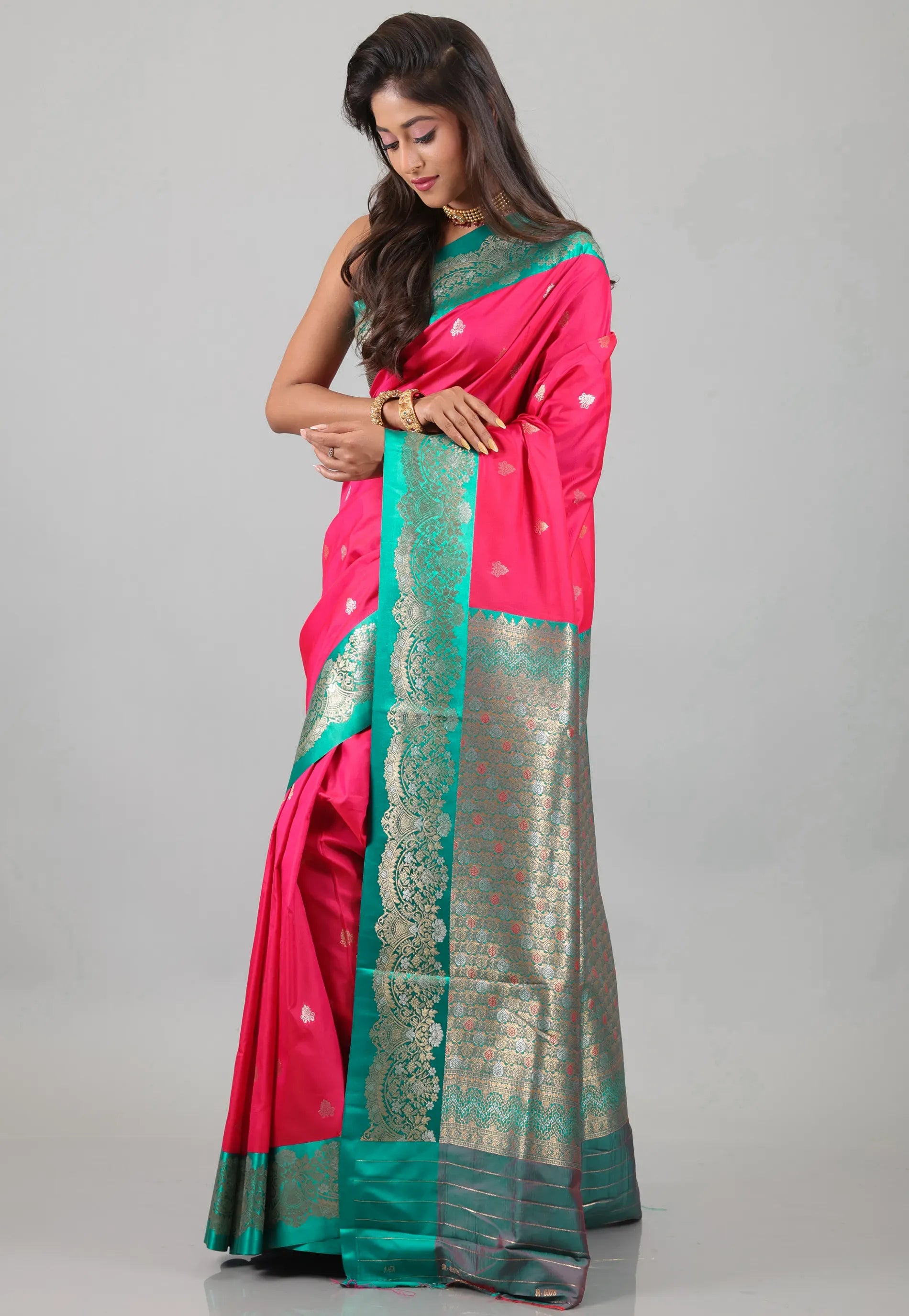 Rani with Ramma Green Border Mashru Silk Saree with Blouse Piece - Adi Akshoy & Co.