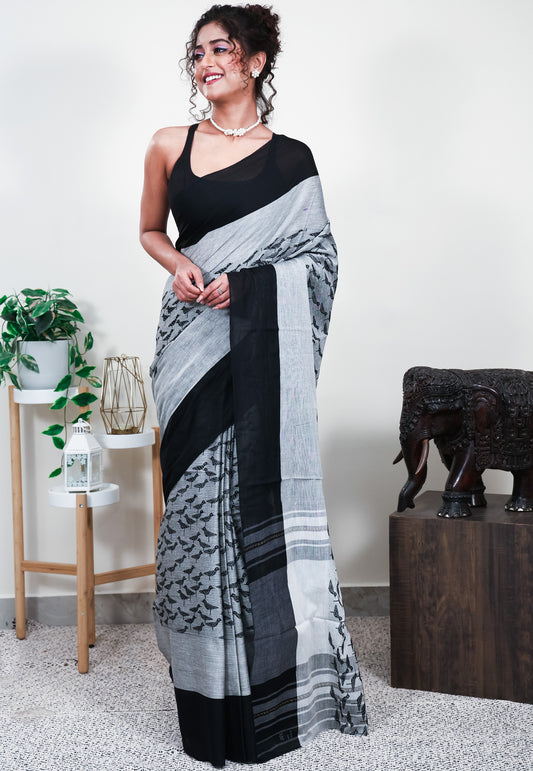 Grey Handloom Saree Without Blouse Piece