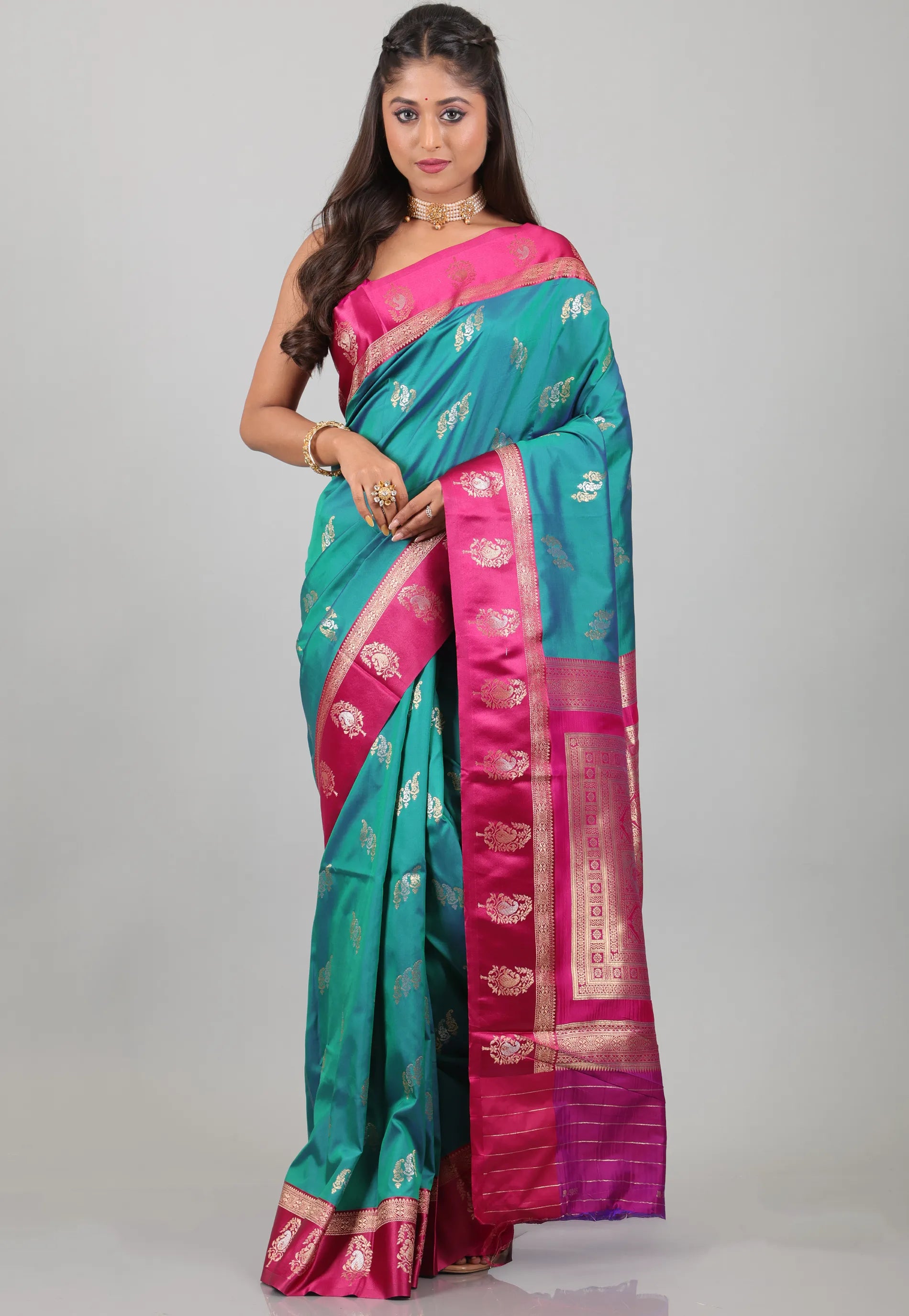 Rama Green with Rani Border Mashru Silk Saree with Blouse Piece - Adi Akshoy & Co.