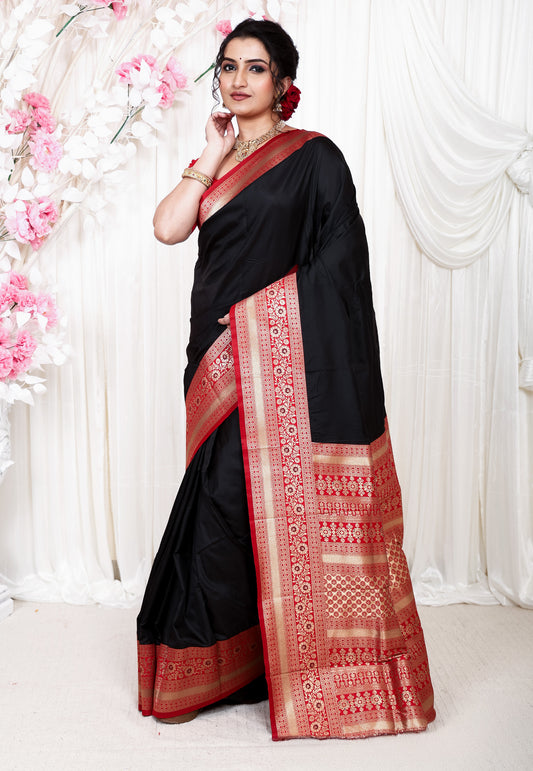 Black with Red Border Kanjivaram Silk Saree With Blouse Piece