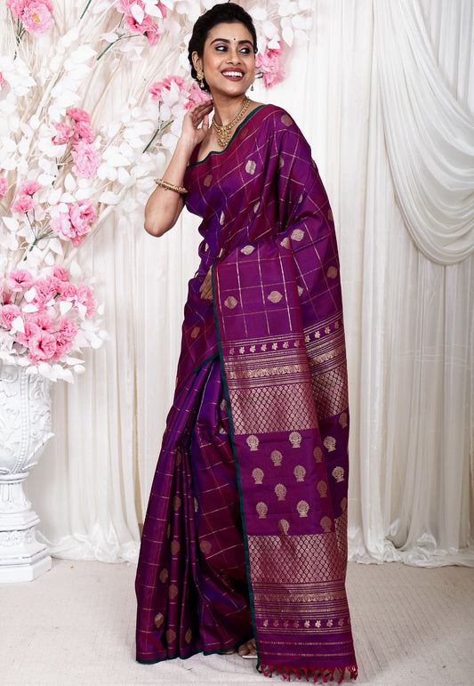 Purple Borderless Gadwal Pure Silk Saree With Blouse Piece