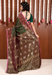 Bottle Green Gadwal Pure Silk Saree With Blouse Piece