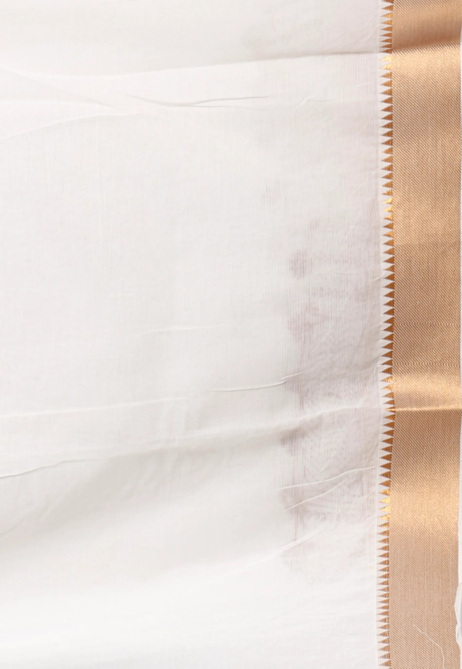 Offwhite Colour Mangalagiri Cotton Kantha Saree With Blouse Piece