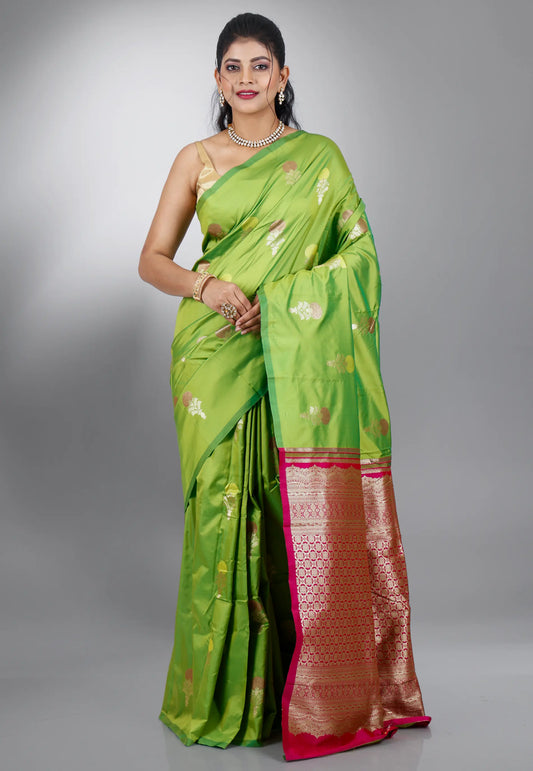 Parrot Green Kanjivaram Silk Saree With Blouse Piece