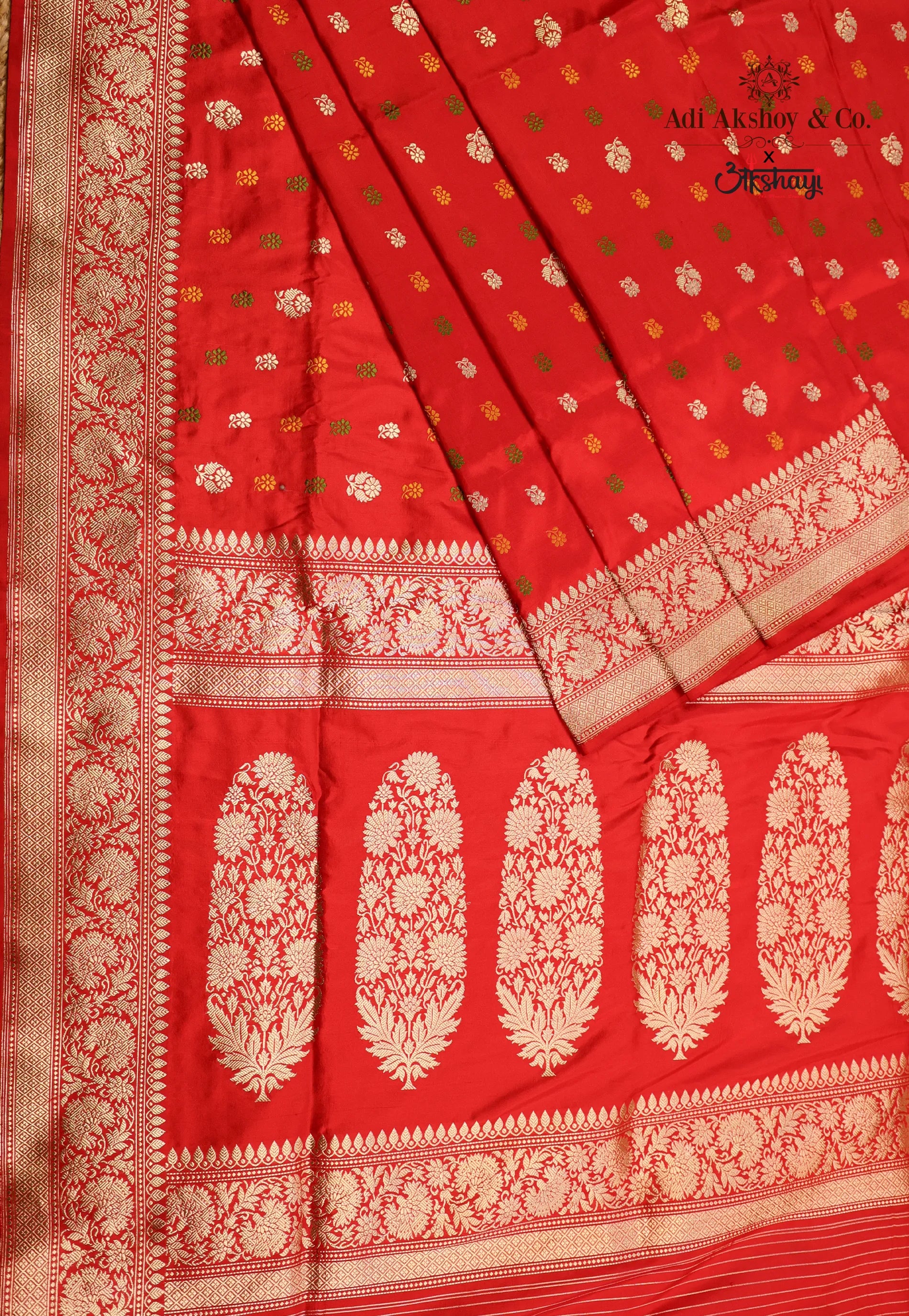 Red Pure Exclusive Kadwa Katan Silk Saree with Blouse Piece - Adi Akshoy & Co.