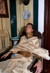 Off White Kanjivaram Silk Saree with Blouse Piece - Adi Akshoy & Co.