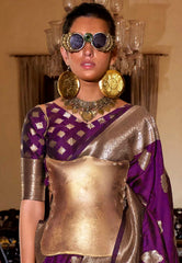 Magenta Kanjivaram Silk Saree with Blouse Piece - Adi Akshoy & Co.