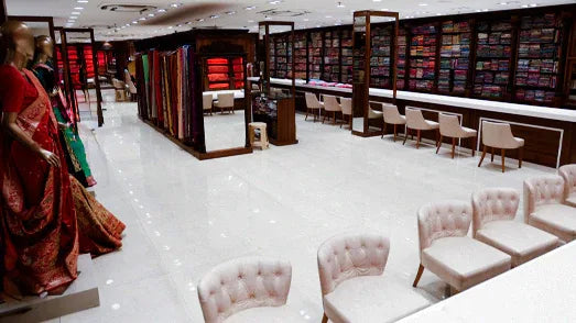 Adi Akshoy Rash Behari Avenue saree showroom opposite Triangular Park, Kolkata